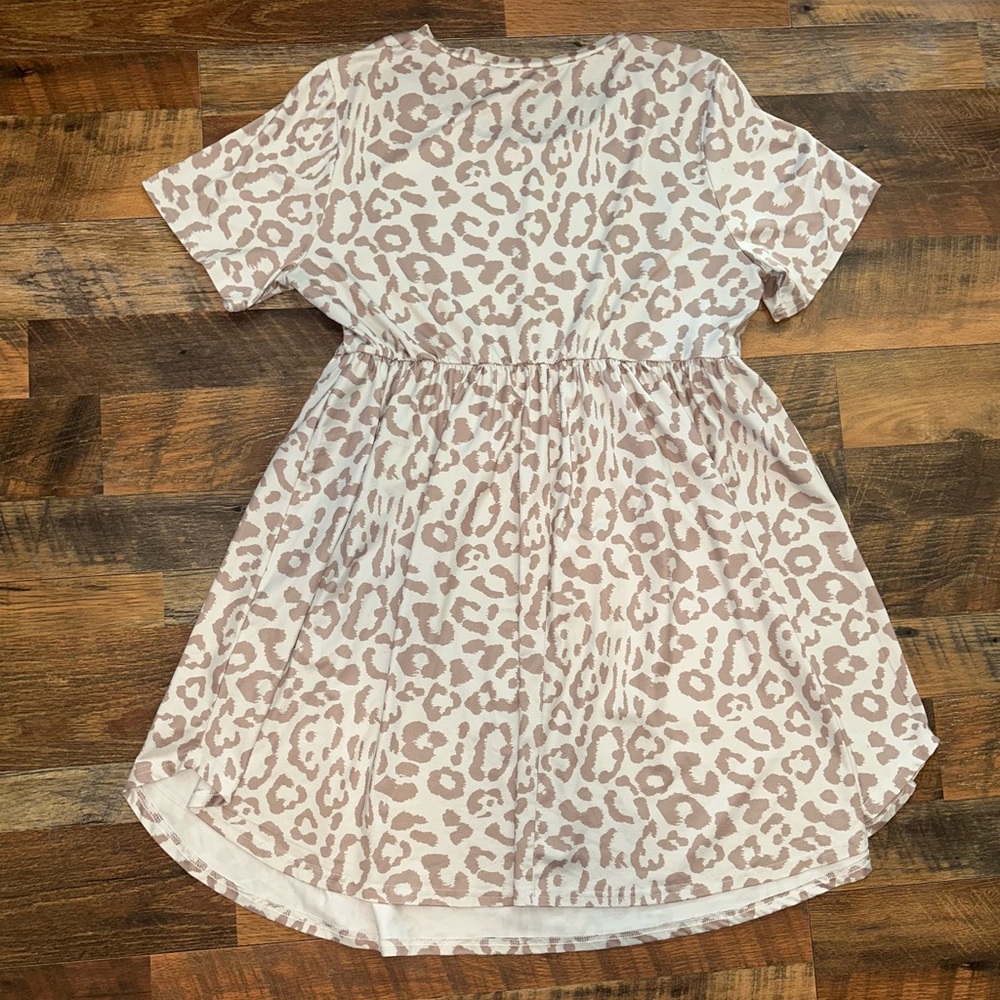 Leopard Print Cinch Waist Tshirt Dress - Picture 7 of 7